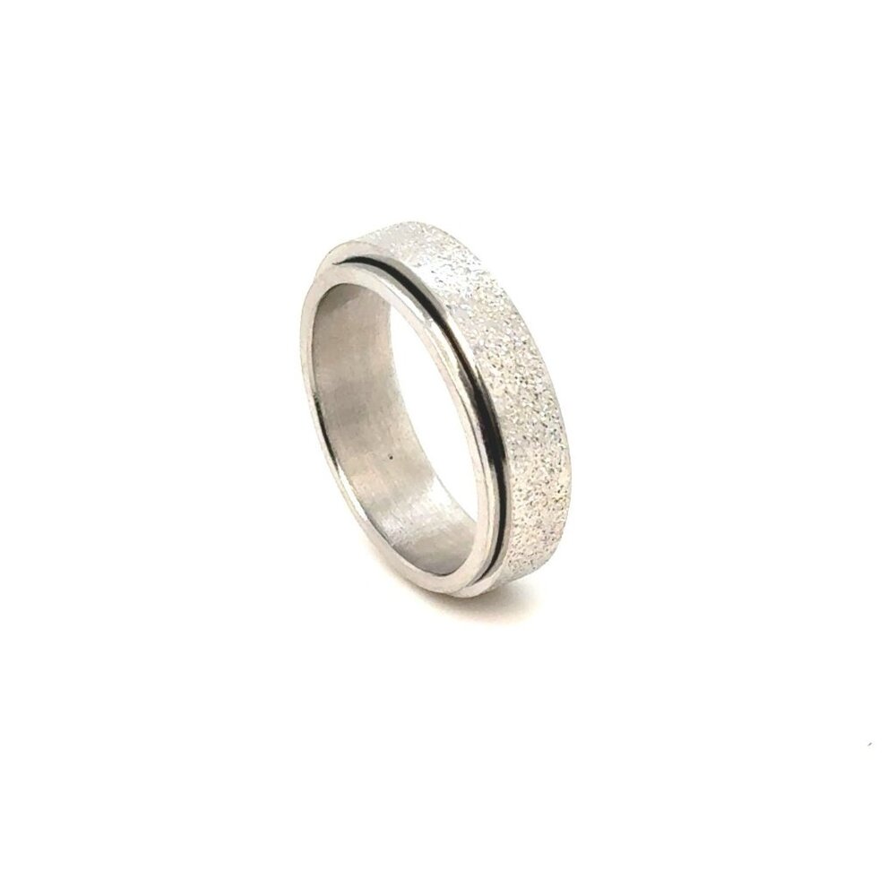 Glittery Style‎ Spinner Ring